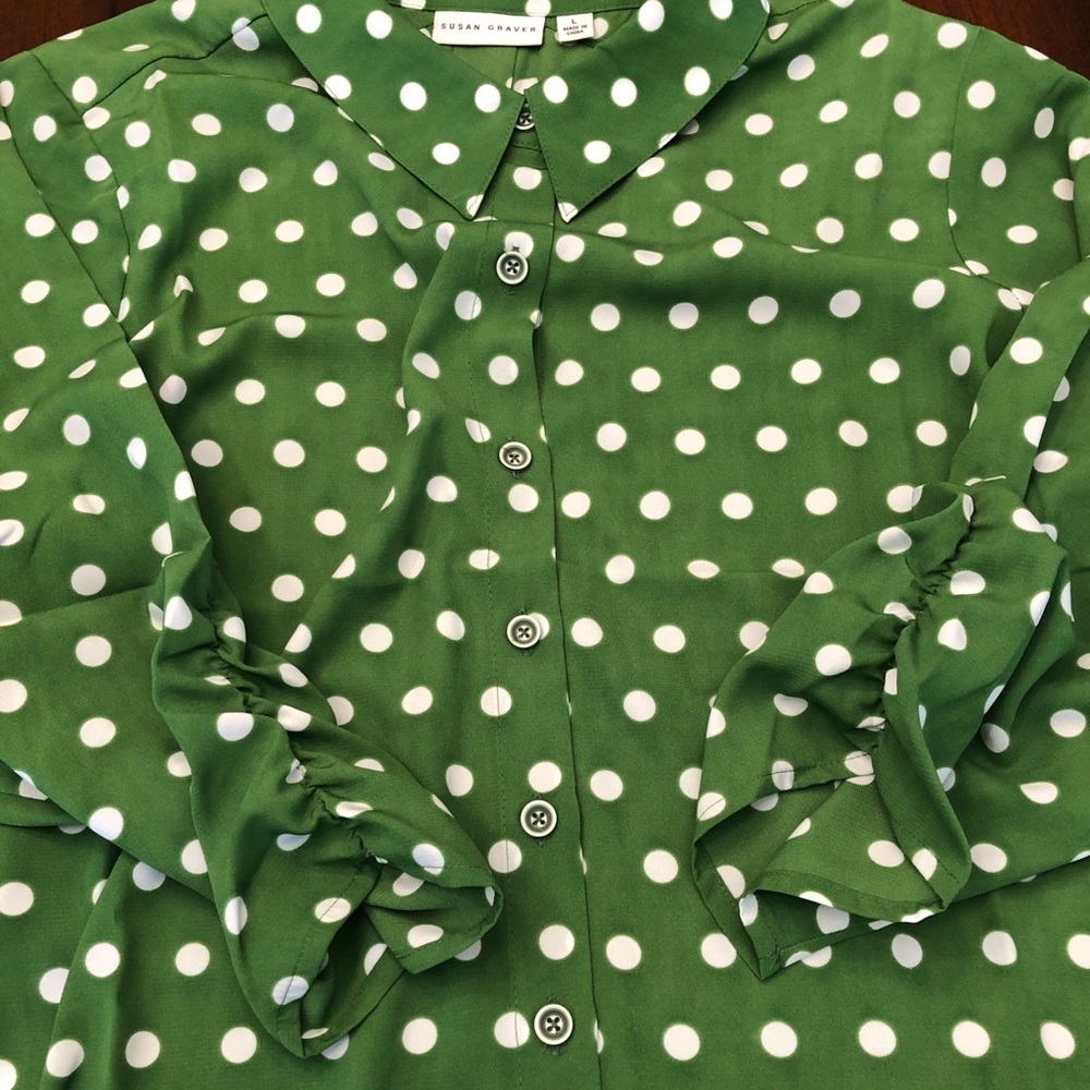 Grass Green Button Down Shirt 💚=👚